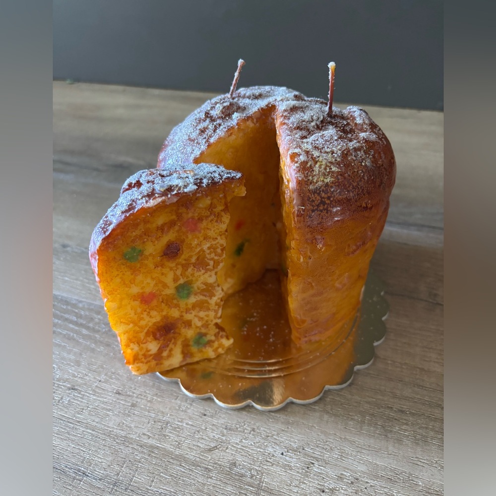 Anthropologie Festive Fruitcake Candle